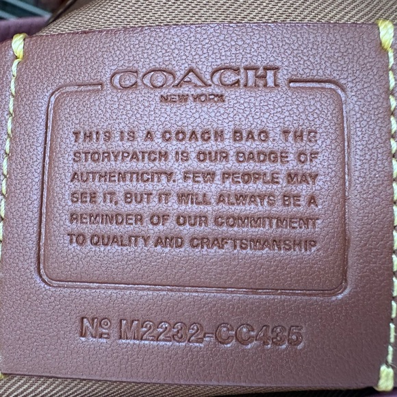 COACH NWOT Pebble Leather Cary Shoulder Bag in Bubblegum - Picture 12 of 12